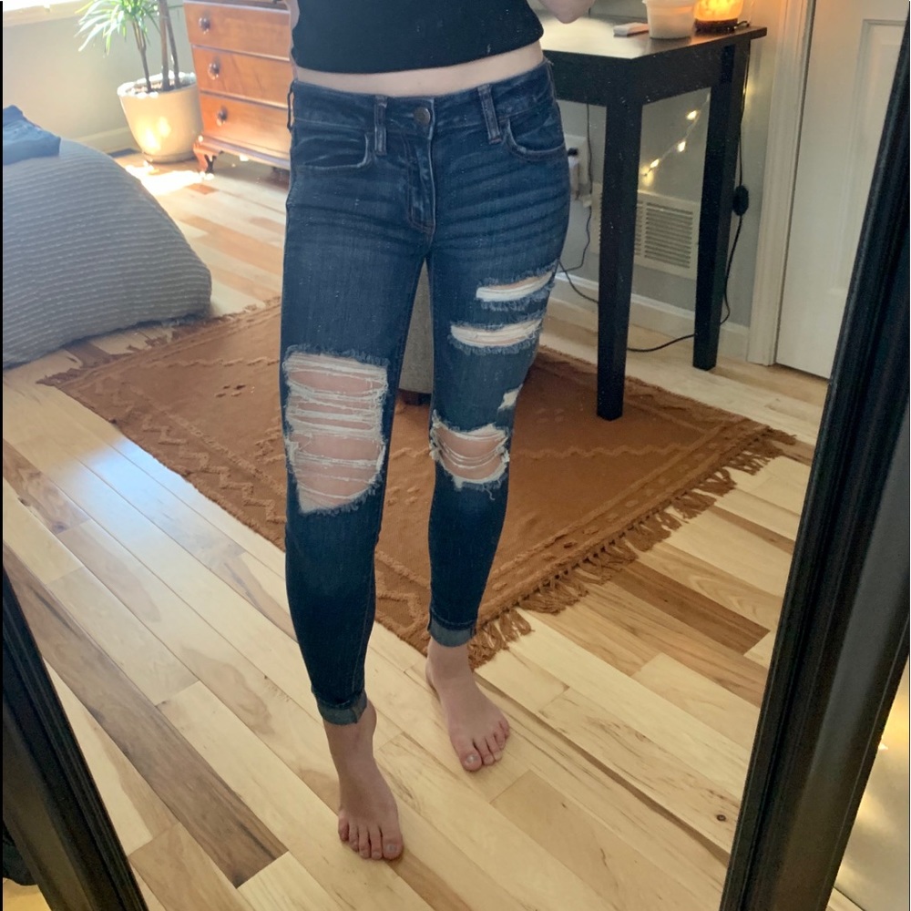 AE Distressed Skinny Jeans